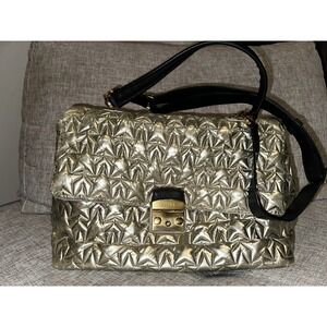 Furla‎ Purse Large Silver Quilted Stars Gold Hardware Shoulder Designer Arctic